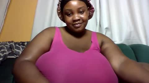 sexylo52 online show from June 7, 2026, 9:51 pm