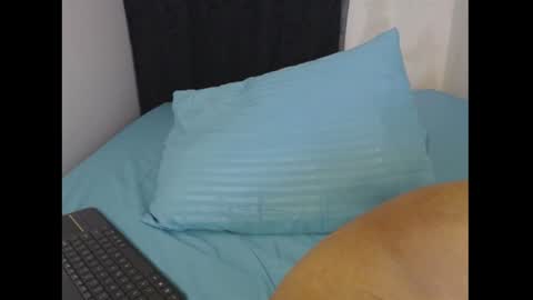 sexyloba  independent model online show from January 9, 2025, 11:02 pm