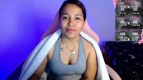 sexyloba  independent model online show from June 8, 2026, 12:25 am