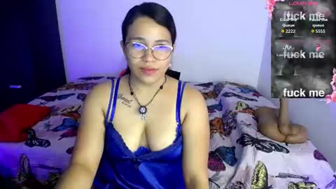 sexyloba  independent model online show from July 23, 2026, 1:58 am