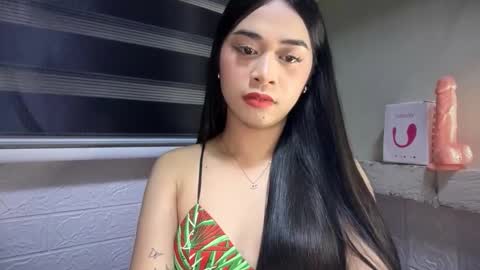 sexylovekai online show from October 28, 2025, 5:37 pm