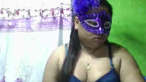 sexyloves143 online show from September 26, 2025, 6:01 pm