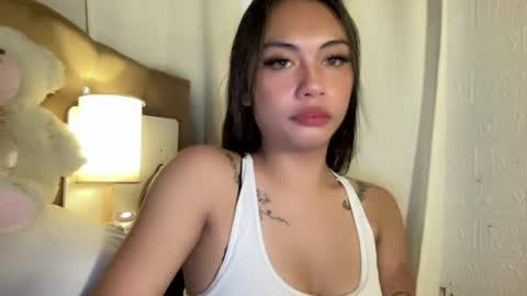 maxine online show from July 27, 2026, 8:21 am