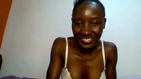 Snapshot of sexylucia5 chatting on April 29, 2026, 11:25 am sexylucia5 online show from April 29, 2026, 11:25 am