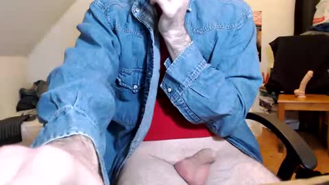 Vincent Vega online show from December 29, 2024, 9:30 pm