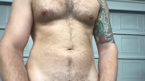 Snapshot of sexymanmk26 chatting on May 5, 2026, 10:18 pm lets go private im ready to play pvt cum online show from May 5, 2026, 10:18 pm