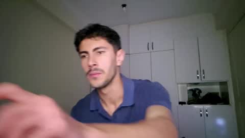 Snapshot of sexymann17 chatting on May 22, 2026, 7:52 pm sexymann17 online show from May 22, 2026, 7:52 pm