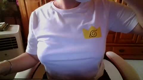 Snapshot of sexymisss24 chatting on September 9, 2025, 10:15 am sexymisss24 online show from September 9, 2025, 10:15 am