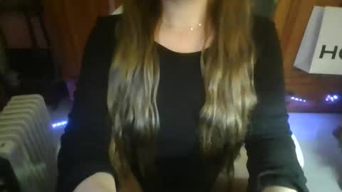 Snapshot of sexymisss24 chatting on November 30, 2025, 11:42 pm sexymisss24 online show from November 30, 2025, 11:42 pm