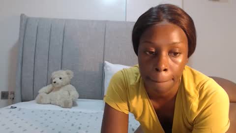 sexymonalisa1 online show from May 16, 2026, 10:36 am