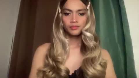 LIEZEL online show from May 26, 2026, 8:10 am