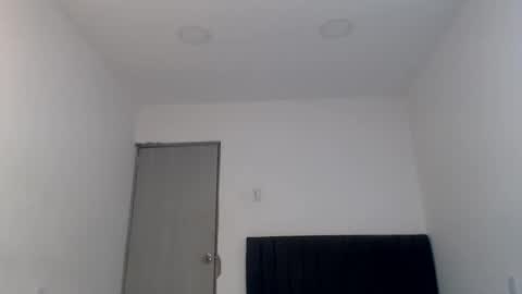 Snapshot of sexynatalia25 chatting on April 22, 2026, 7:04 pm Natalia Duran online show from April 22, 2026, 7:04 pm
