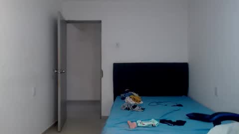 Snapshot of sexynatalia25 chatting on April 24, 2026, 10:34 pm Natalia Duran online show from April 24, 2026, 10:34 pm