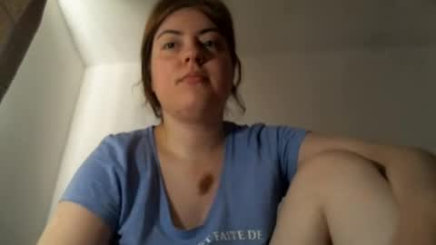 Snapshot of sexynyu18 chatting on June 22, 2026, 8:00 am Alex online show from June 22, 2026, 8:00 am