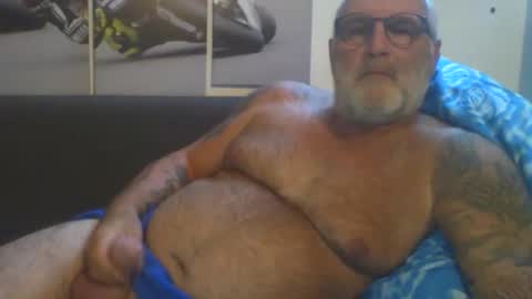 sexypaa online show from May 26, 2026, 8:05 pm