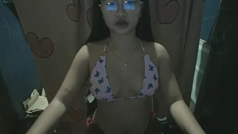 Snapshot of sexypakdatx18 chatting on November 20, 2025, 8:41 pm RACHELLE online show from November 20, 2025, 8:41 pm