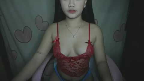 Snapshot of sexypakdatx18 chatting on December 1, 2025, 4:34 pm RACHELLE online show from December 1, 2025, 4:34 pm