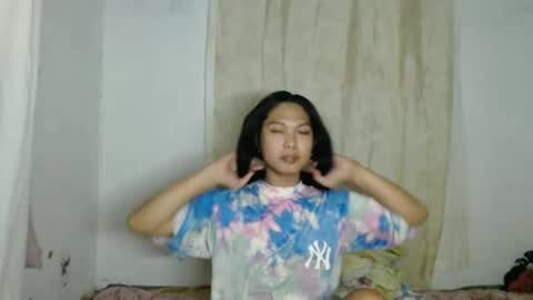 sexypetiteraine online show from June 5, 2026, 8:20 am