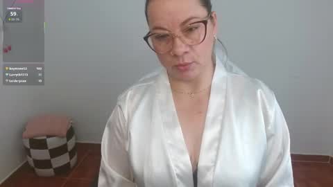 Snapshot of sexypsychologist chatting on May 31, 2026, 6:09 pm Sexy Psychologist online show from May 31, 2026, 6:09 pm