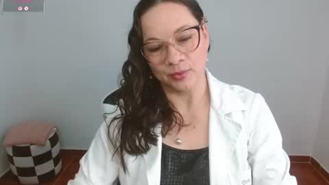 Snapshot of sexypsychologist chatting on June 25, 2026, 7:51 pm Sexy Psychologist online show from June 25, 2026, 7:51 pm