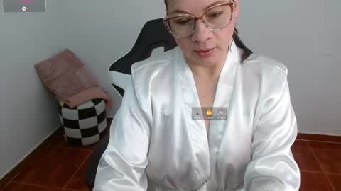 Snapshot of sexypsychologist chatting on July 19, 2026, 5:16 pm Sexy Psychologist online show from July 19, 2026, 5:16 pm