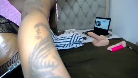 naughty slut online show from June 30, 2026, 7:31 am