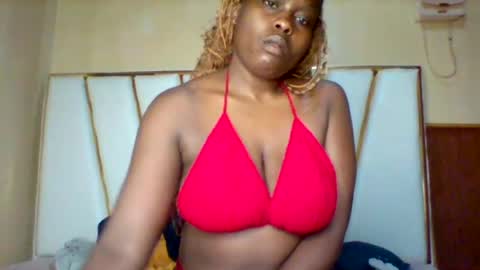 Snapshot of sexypussy983 chatting on June 29, 2026, 4:52 am Micky online show from June 29, 2026, 4:52 am