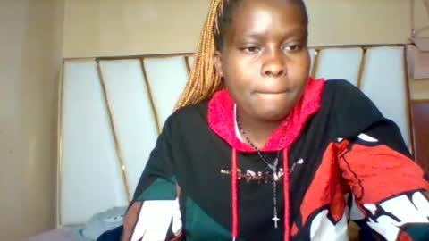 Snapshot of sexypussy983 chatting on July 15, 2026, 4:51 am Micky online show from July 15, 2026, 4:51 am