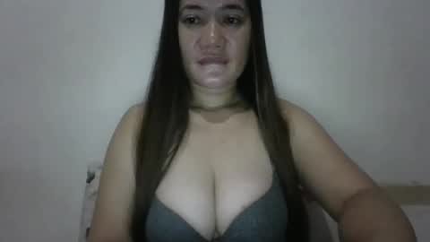 Snapshot of sexypussy_pinay chatting on September 24, 2025, 7:17 pm sexypussy_pinay online show from September 24, 2025, 7:17 pm
