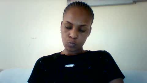 Snapshot of sexyqueen3457132 chatting on October 27, 2025, 8:29 am DOVY ACHIENG online show from October 27, 2025, 8:29 am