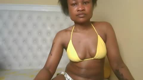 Snapshot of sexyqueenivy chatting on November 1, 2025, 6:32 pm queenivy online show from November 1, 2025, 6:32 pm