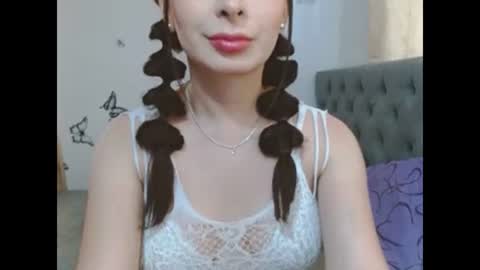 Venus Independent Model online show from May 24, 2026, 8:25 pm