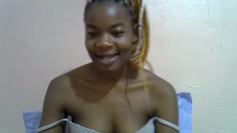Snapshot of sexyshaz22 chatting on April 30, 2026, 9:41 pm sexyshaz22 online show from April 30, 2026, 9:41 pm