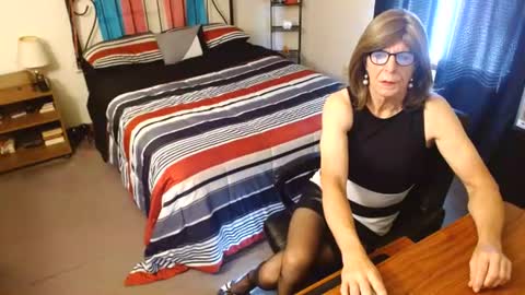 sexysindey79 online show from June 24, 2026, 12:59 pm