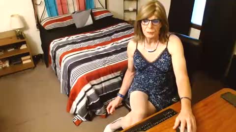 sexysindey79 online show from June 26, 2026, 12:37 am