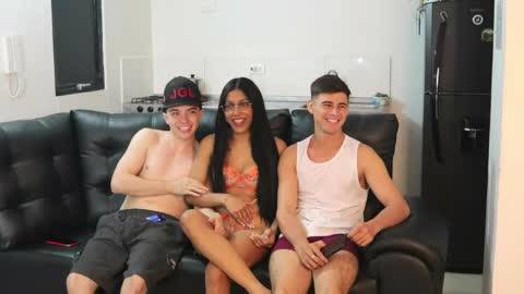 sexyskinnynaksu online show from May 26, 2026, 12:12 pm