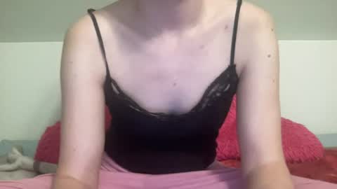 Snapshot of sexyskylar2016 chatting on July 1, 2026, 2:35 am Sexy Skylar online show from July 1, 2026, 2:35 am