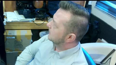Snapshot of sexysteve80 chatting on March 31, 2026, 10:37 am sexysteve80 online show from March 31, 2026, 10:37 am