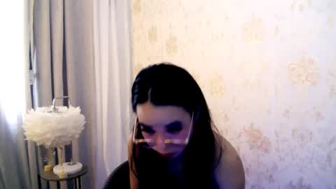 sexytrixie11 online show from June 17, 2026, 8:39 am