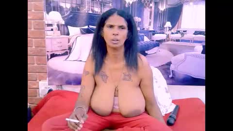 sexyva4u2luv online show from April 22, 2026, 6:42 pm