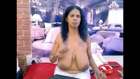 sexyva4u2luv online show from May 20, 2026, 6:41 am