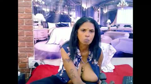 sexyva4u2luv online show from May 22, 2026, 7:04 am