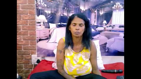 sexyva4u2luv online show from May 28, 2026, 6:16 pm