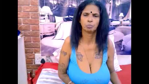 sexyva4u2luv online show from June 3, 2026, 6:46 pm