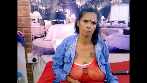 sexyva4u2luv online show from July 17, 2026, 9:49 am