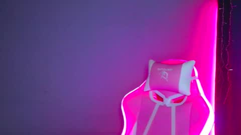 sexyvilleboy1 online show from February 25, 2025, 6:25 am