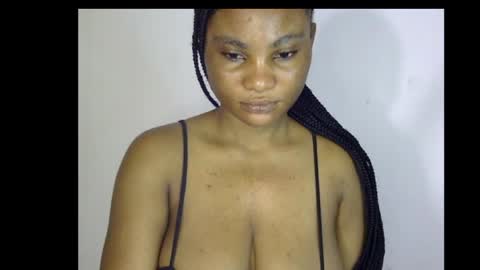 sexyvvy online show from July 27, 2026, 12:28 am