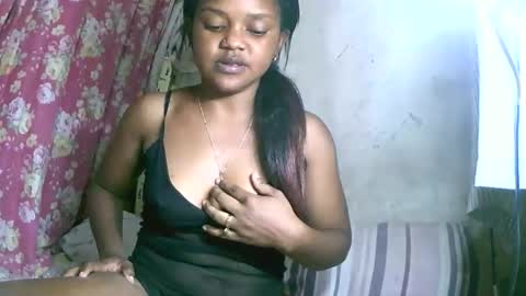 sexywoman1230760 online show from December 17, 2025, 5:30 pm