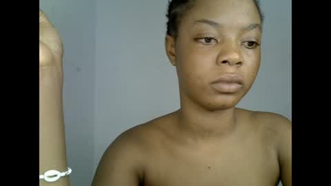 sexyxpeach online show from July 5, 2026, 9:33 pm