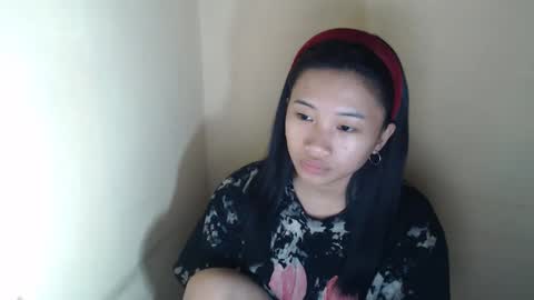 sexyymiya online show from March 19, 2026, 6:39 am